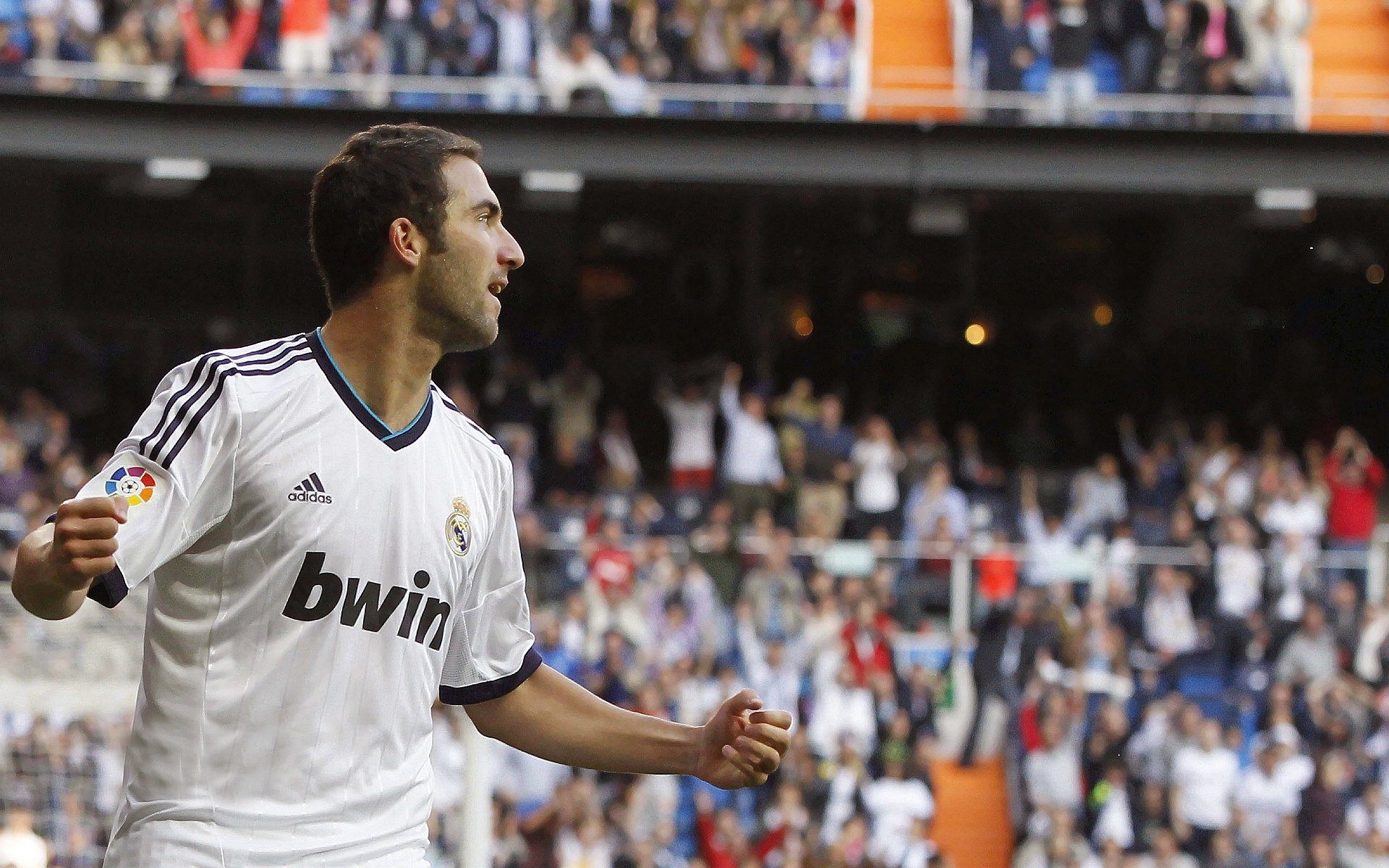 开云体育网址-_世界排名激烈变动，新生代球员崛起冲击传统强者_，2021世界球星